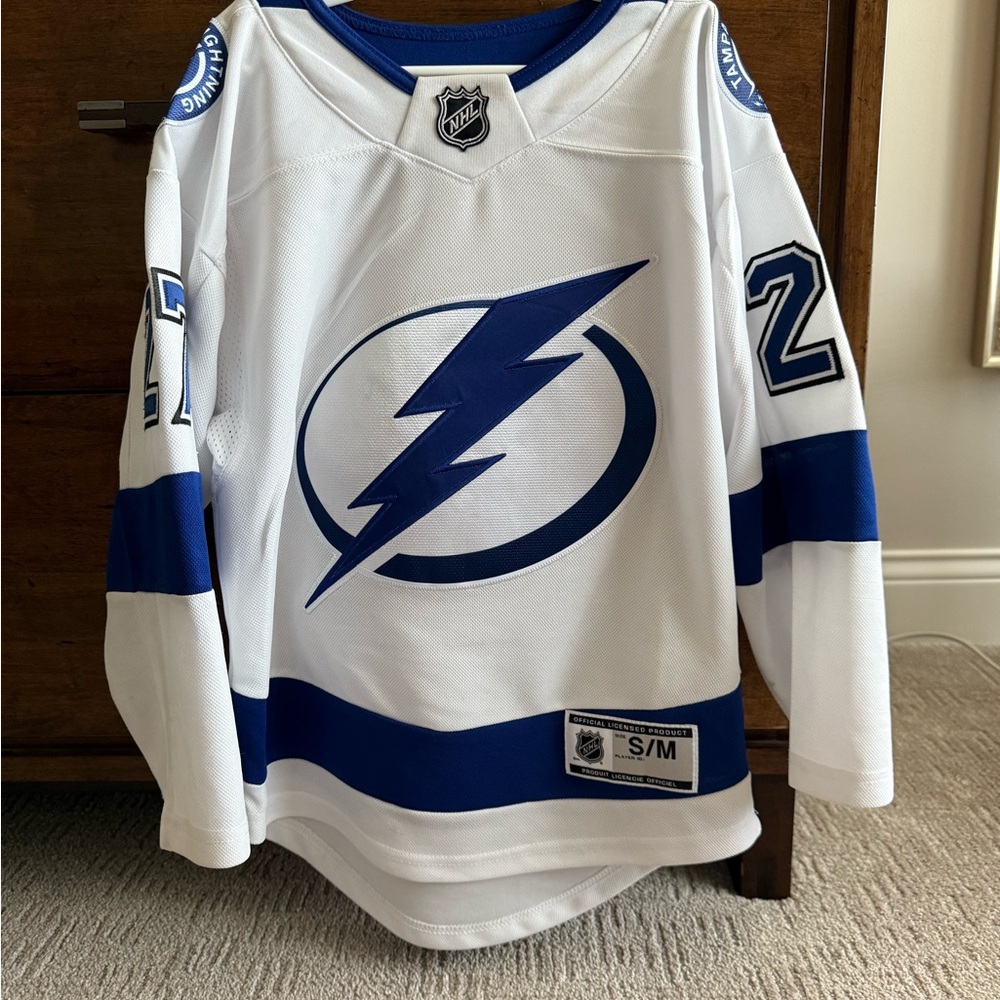 TB Lighning Youth Hockey Jersey (S/M) - McDonagh